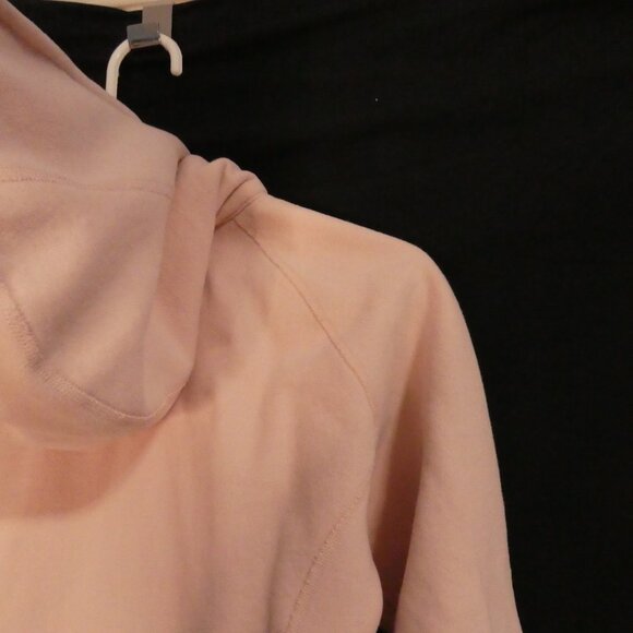 LULULEMON ATHLETICA | 17 pit to pit measured | Classic Pink Scuba Zip-Up Hoodie - Picture 15 of 16